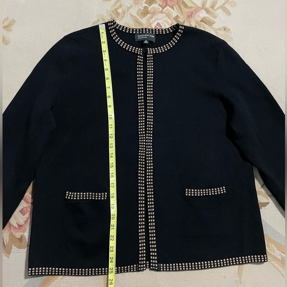 Black and gold jacket or cardigan by Jones New York collection size extra large - Picture 6 of 6